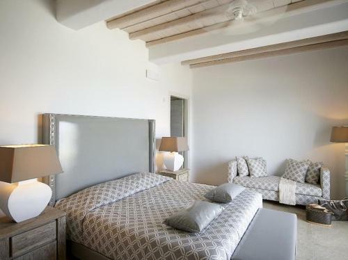 Villa In Paraga Sleeps 16 With Pool And Air Con