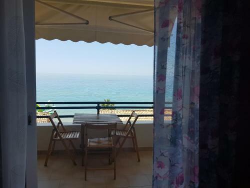 Glyfada Apartment 91