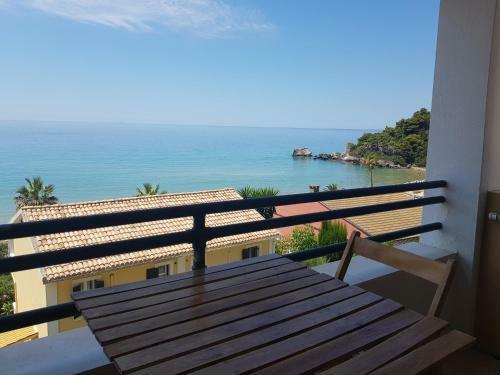 Glyfada Apartment 91