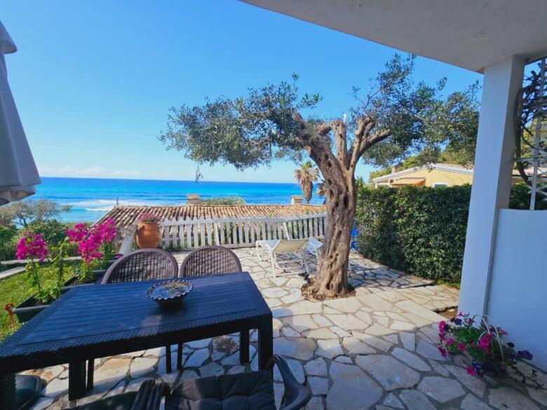 Corfu Glyfada Beachfront Apartment 2