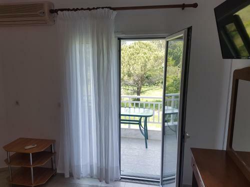 Hotel Itamos Studios Apartments