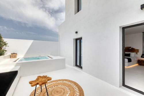 Psarou Black Villa 2