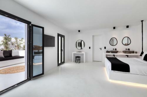 Psarou Black Villa 2