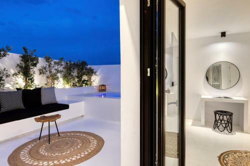 Psarou Black Villa 2