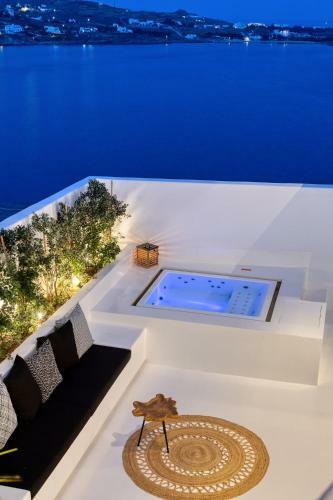 Psarou Black Villa 2