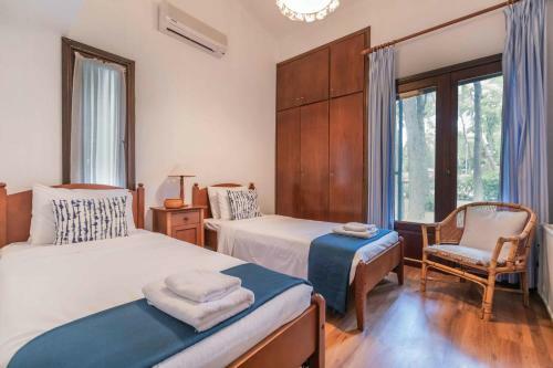 Sani Seaside Luxury - Villa Thalia Private Retreat