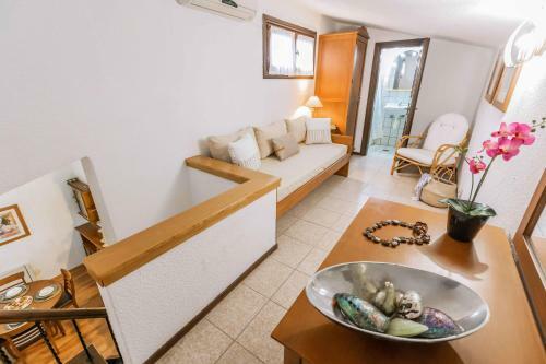 Sani Seaside Luxury - Villa Thalia Private Retreat