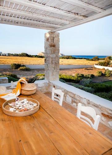 Liber Villas Paros