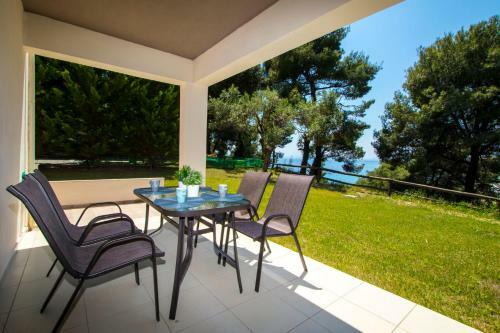 Akrogiali Villas
