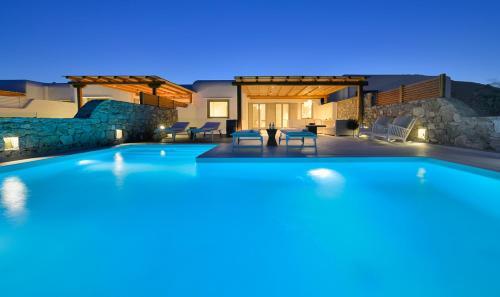 Villa In Elia Sleeps 6 With Pool And Air Con