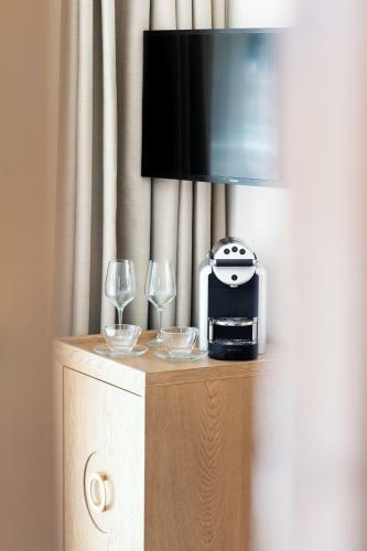 Hotel Alexandra Elegance Bridging Generations