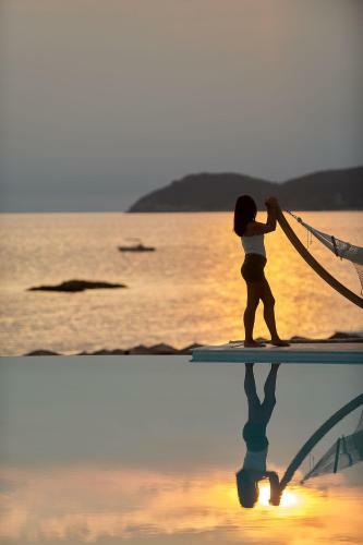 Hotel Alexandra Elegance Bridging Generations