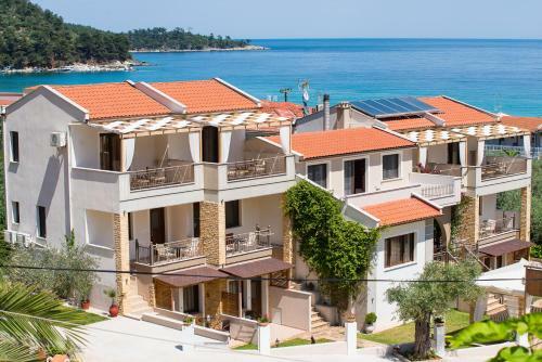 Elekon Apartments