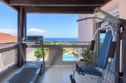 Kalythies Villa Sleeps 8 With Pool And Air Con