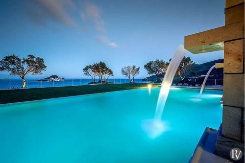 Limni Keriou Villa Sleeps 8 Wifi