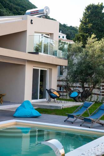 Anatoli Villas