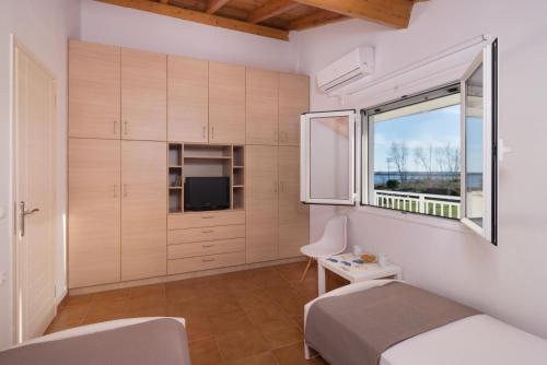 Chalikounas Villa Sleeps 6 Pool Air Con Wifi