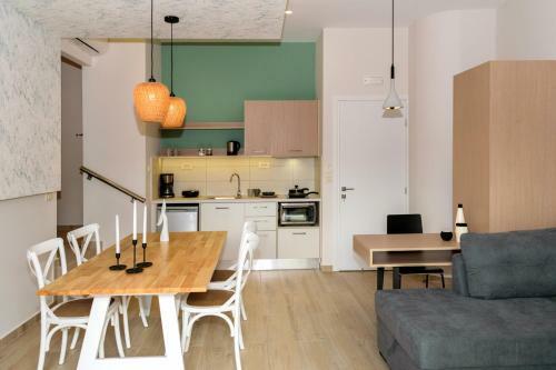 Iliana Apartments