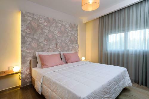 Iliana Apartments