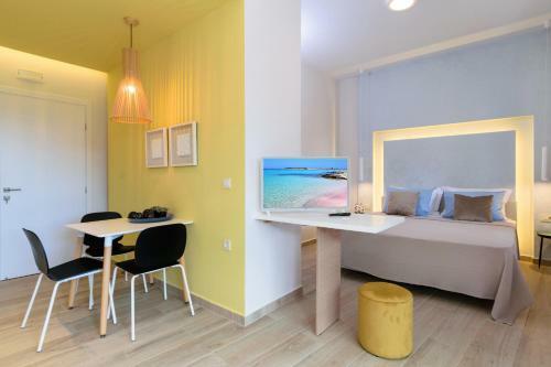 Iliana Apartments