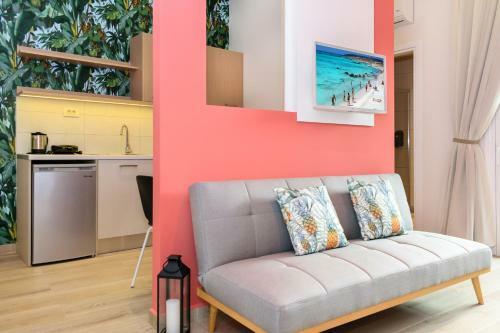 Iliana Apartments