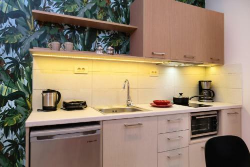Iliana Apartments