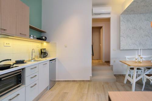 Iliana Apartments