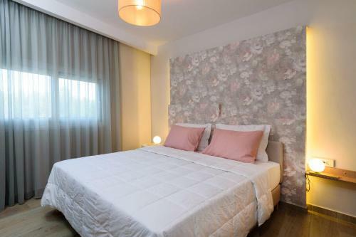 Iliana Apartments