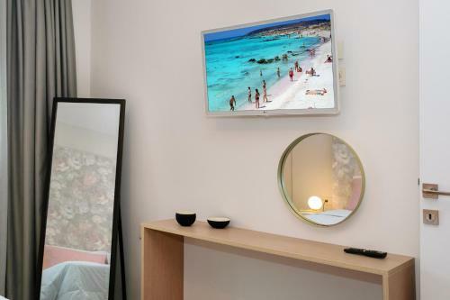 Iliana Apartments