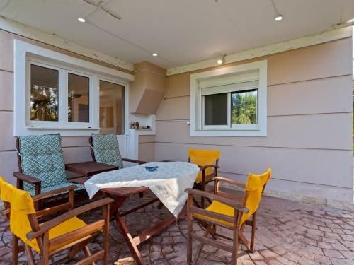 Decent Holiday Home In Chalcis With Garden