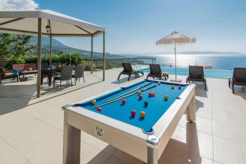 Lourdas Beach View Villa