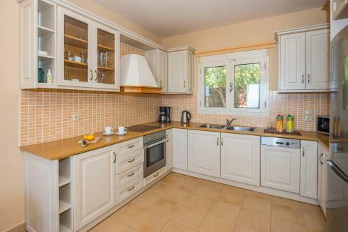 Lourdas Beach View Villa