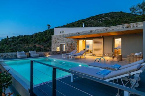 Atrium Villas II