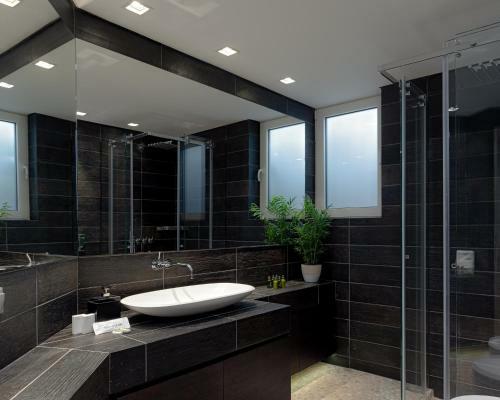 Luxurious Beachfront Villa Maira