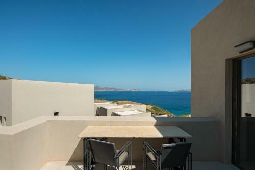 Hotel Milos Cove