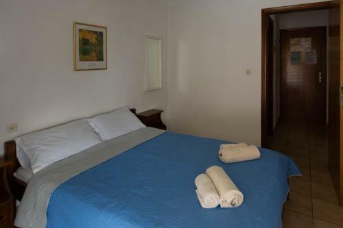 Zoi Apartments