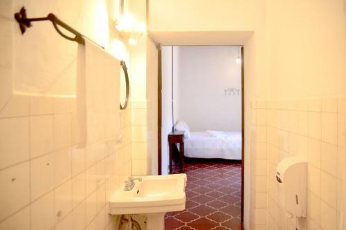Hostal Tzunun Hostel