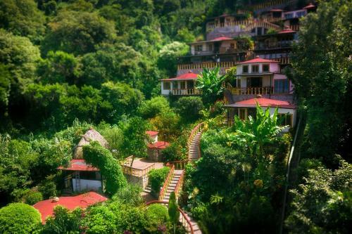 Hotel Jenna's River Bed And Breakfast