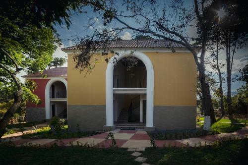 Hotel Y Restaurante Hacienda Los Volcanes