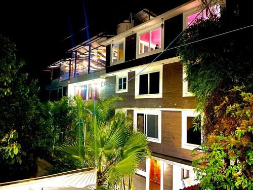 Hotel Ariana