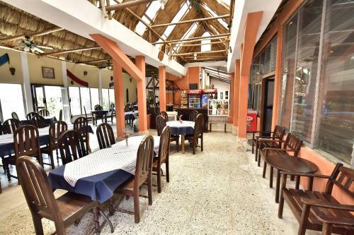 Hotel Tikal Inn