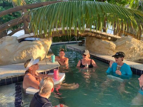 Hotel Caba�as On Clark?s Cay
