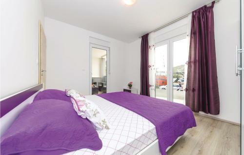 Two-bedroom Apartment In Vinisce