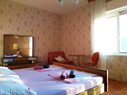 New And Completely Renovated Apartment (5+3)