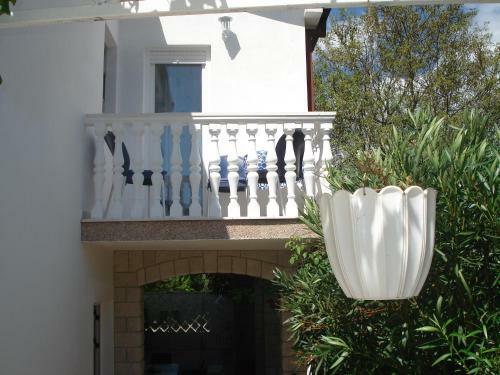 New And Completely Renovated Apartment (5+3)