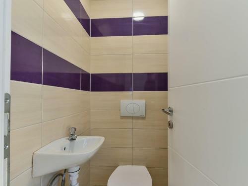 Crowonder Smile Villa