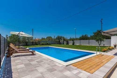 Villa Kristina Holiday Home With Private Swimmingpool