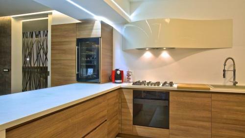 Hostal Eco-friendly Villa Aria With A Pool And A Party Room