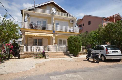 Apartments Tiho