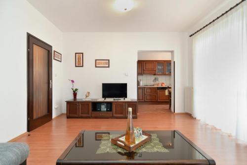 Apartments Segio 1803